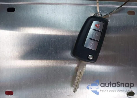 2016 Nissan Rogue S z USA, uszkodzony, nr VIN KNMAT2MT0GP626578